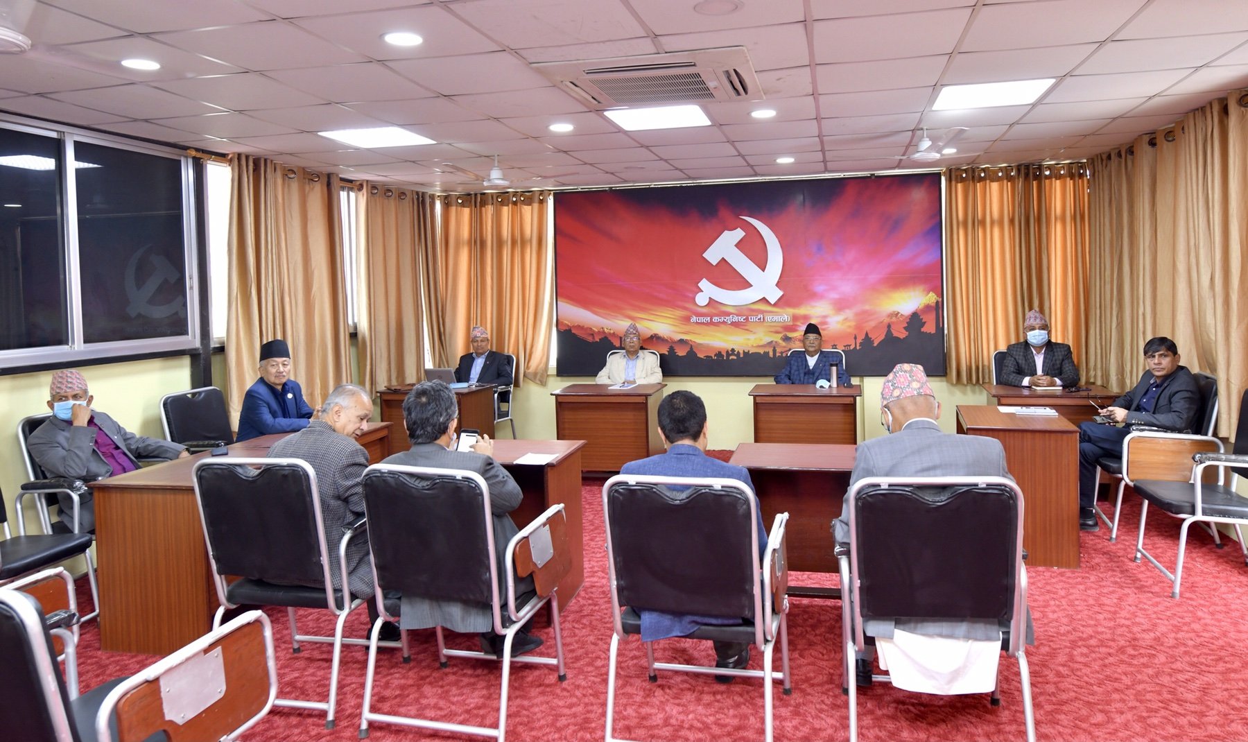 ओली-नेपालबीच संवादहीनताको अन्त्य, नेताहरू भन्छन्- छलफल सकारात्मक भयो, छिट्टै फेरि बस्छौँ 
